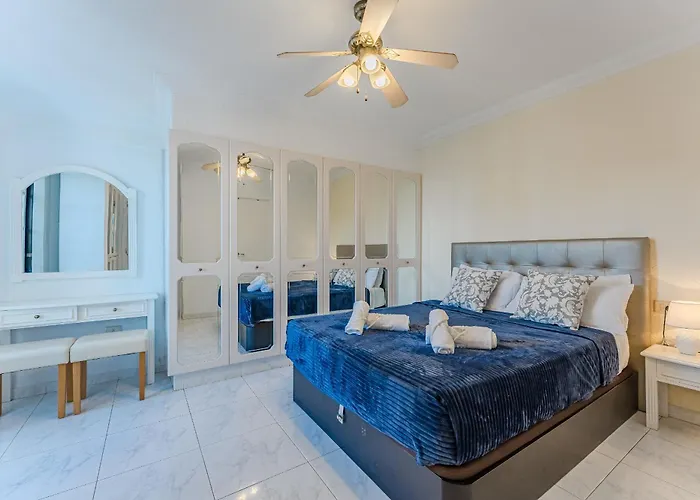 Diamond Family Heated Pool Arona (Tenerife)